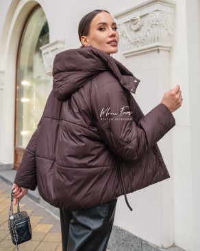 Куртка-бомбер женская демисезонная с капюшоном коричневая 65 см.