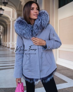 Парка серо-голубая с мехом чернобурой лисы и капюшоном 70 см.