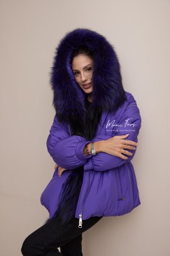 Пуховик жилетка фиолетовая 2в1 с меховым капюшоном 70 см.