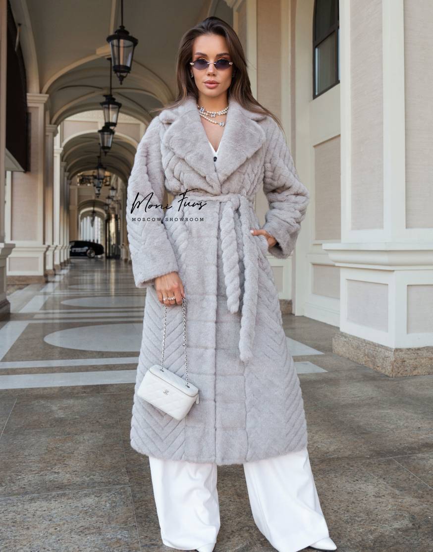 Длинная шуба серая из шерсти в елочку 120 см