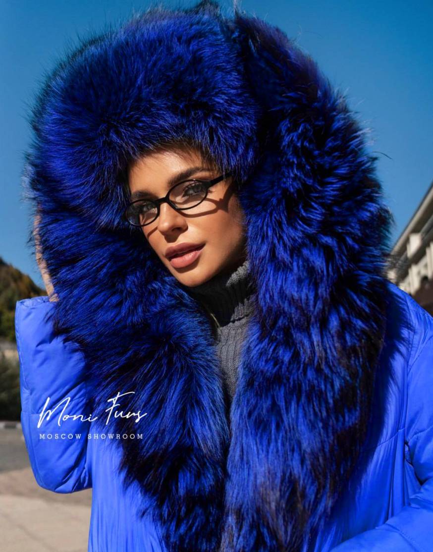 Пуховик электрик с мехом лисы и капюшоном 110 см