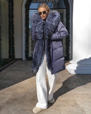 Пуховик фиолетовый с мехом чернобурой лисы и капюшоном 90 см. ХМ