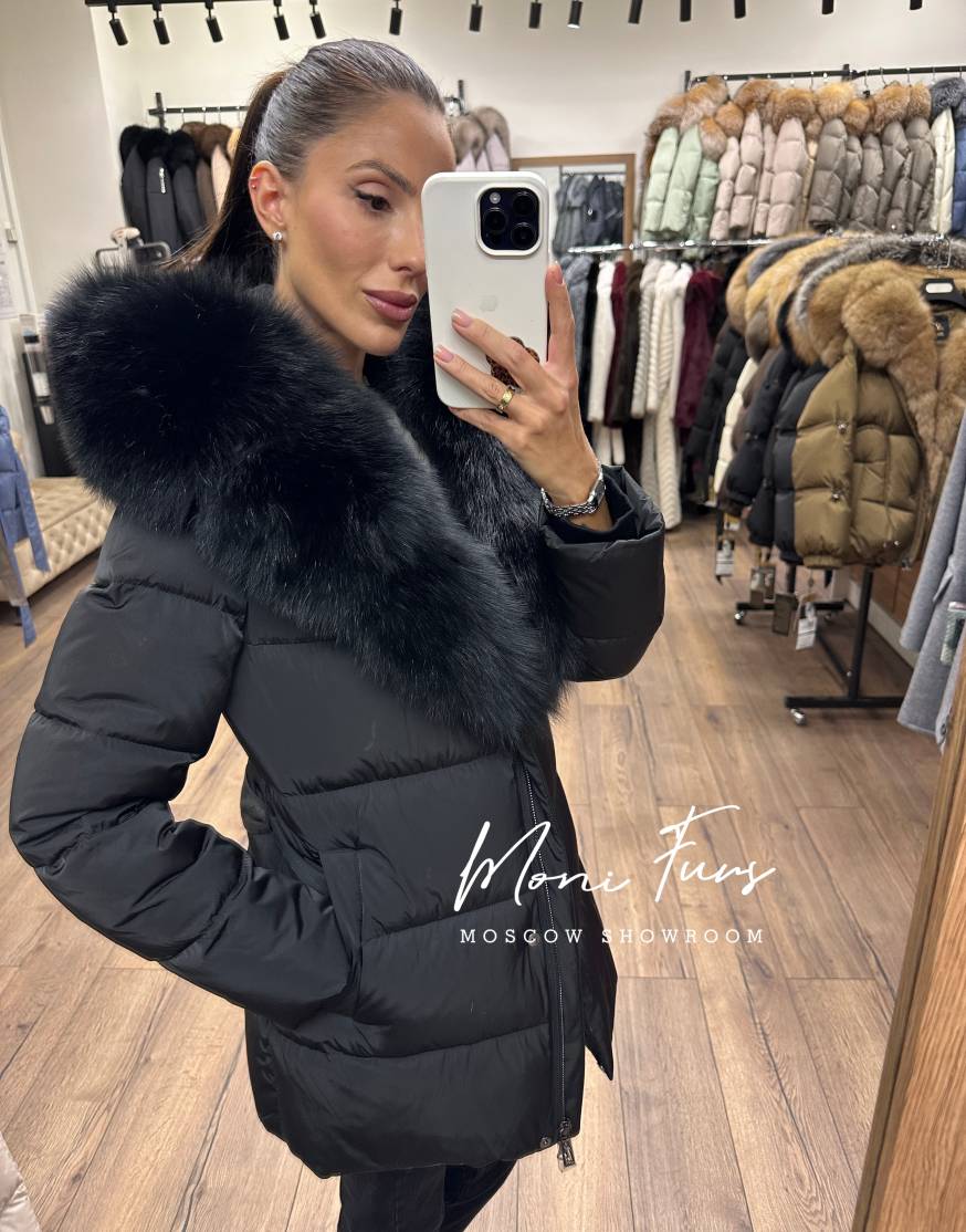 Женский чёрный пуховик с мехом песца и капюшоном 75 см