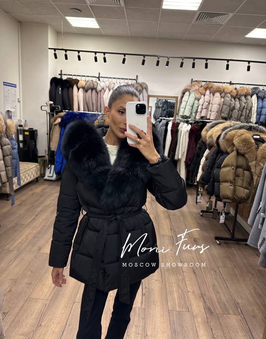 Женский чёрный пуховик с мехом песца и капюшоном 75 см