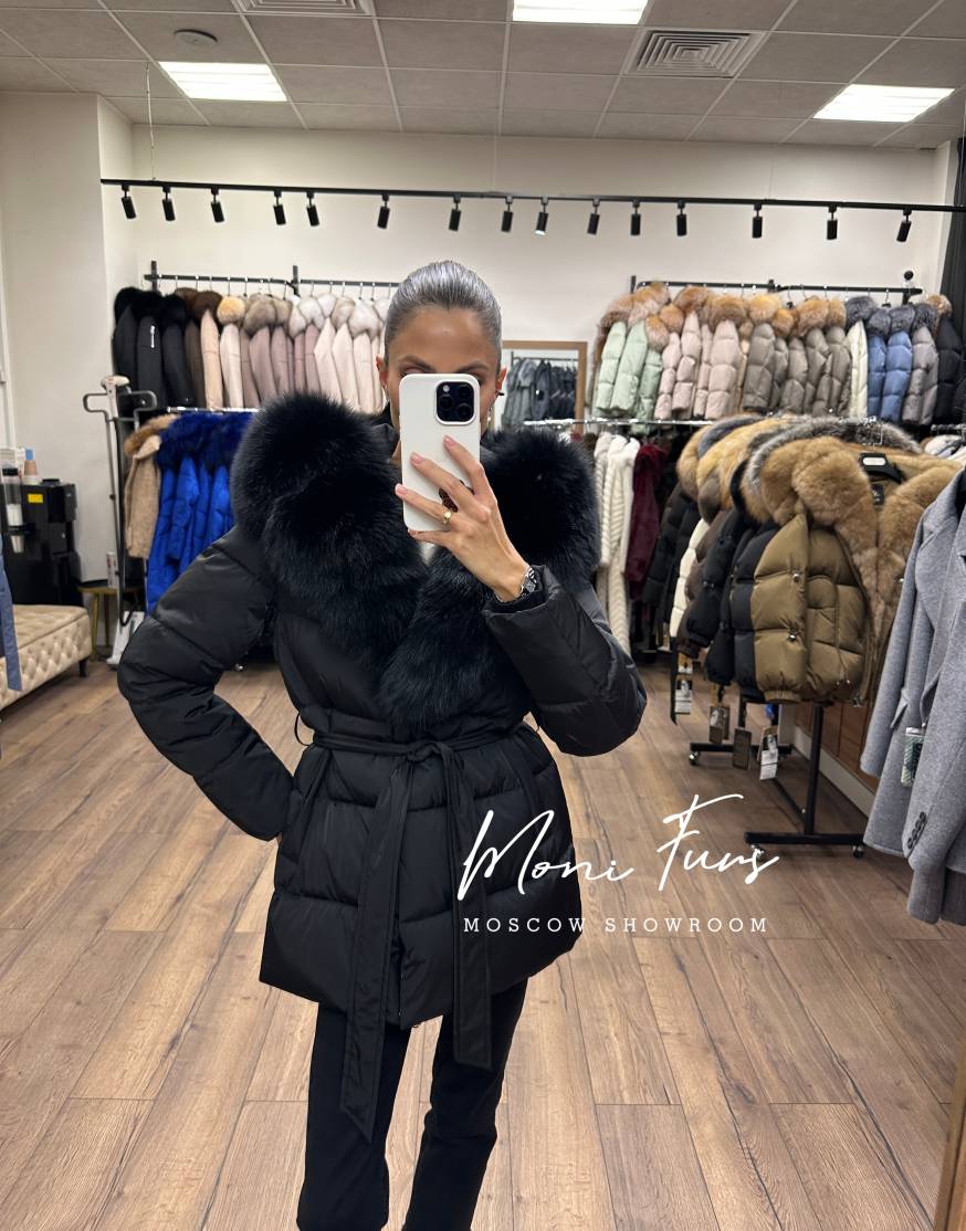 Женский чёрный пуховик с мехом песца и капюшоном 75 см
