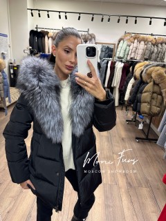 Женский черный пуховик с мехом чернобурой лисы и капюшоном 75 см