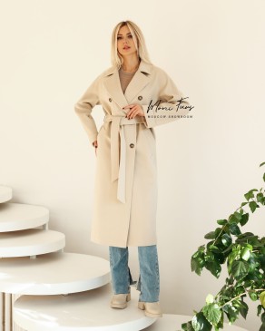 Двубортное премиальное (шерсть ламы) пальто  " молочное" 120 см.