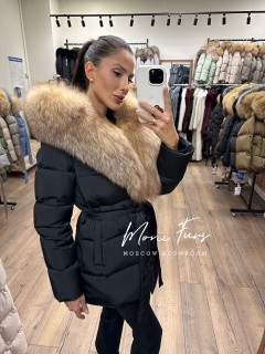 Женский чёрный пуховик с мехом лисы и капюшоном 75 см