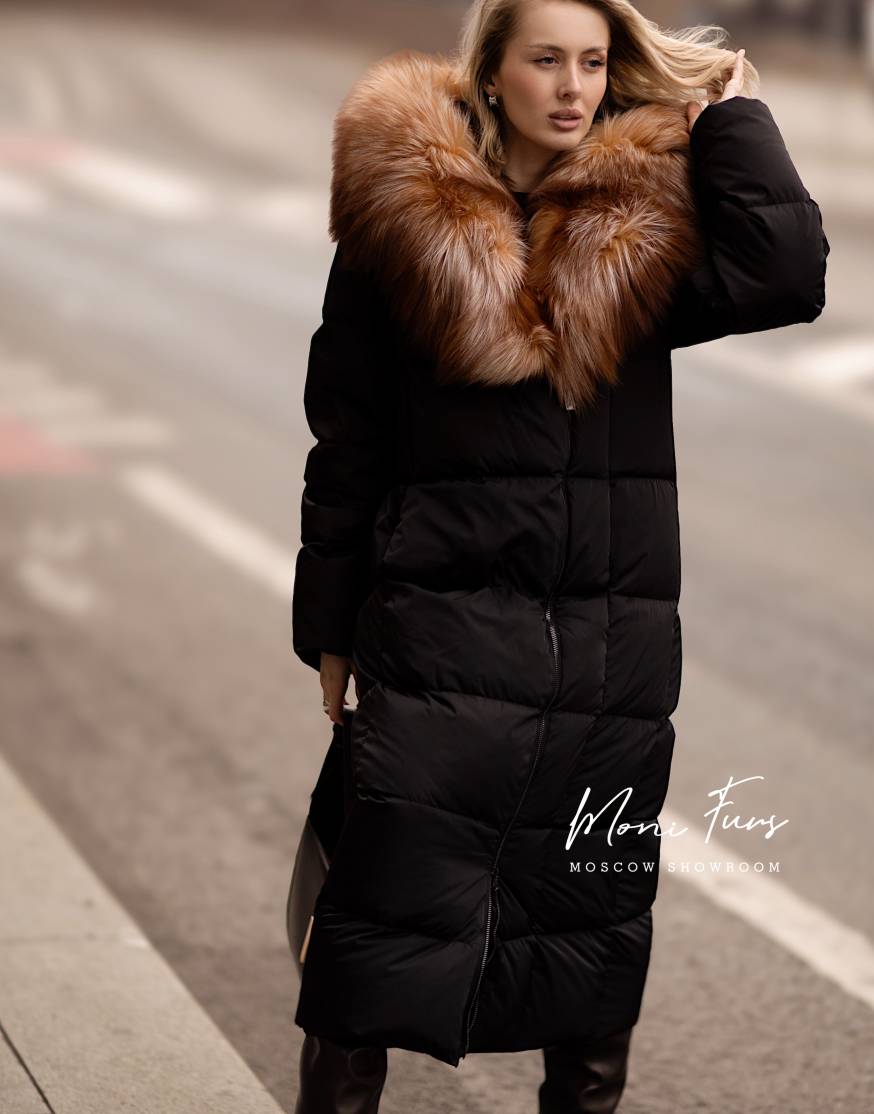 Женский чёрный пуховик с мехом лисы и капюшоном 120 см XM