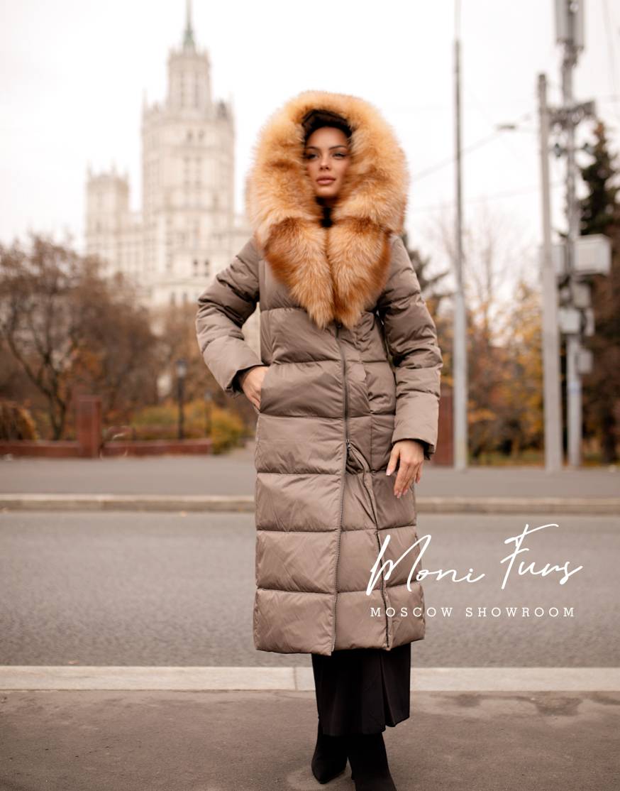 Женский кофейный пуховик с мехом лисы и капюшоном 120 см XM