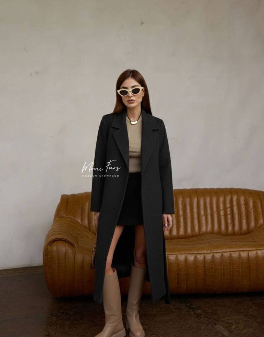 Женское чёрное пальто 115 см