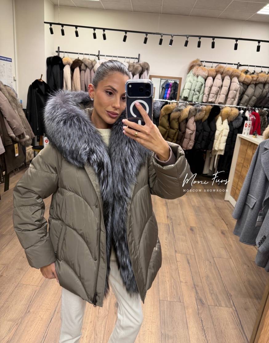 Женский кофейный пуховик с мехом чернобурой лисы 70 см